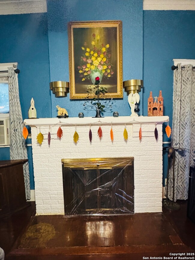 314 Devine St, San Antonio, TX 78210 - photo 6