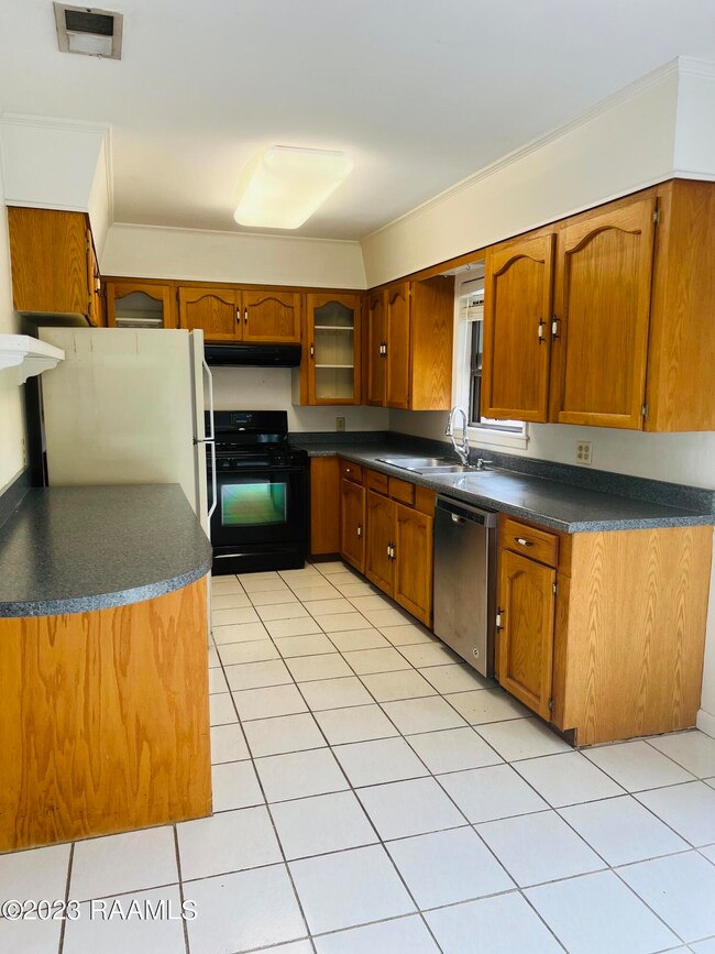 Demanade_Kitchen View