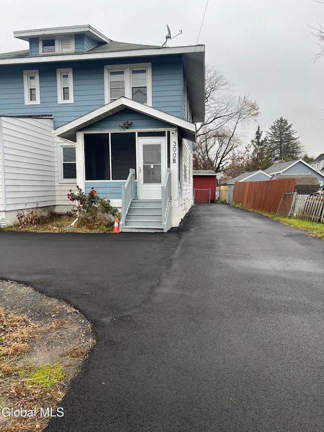 300 U S 9w unit B, Albany, NY 12209 - photo 2