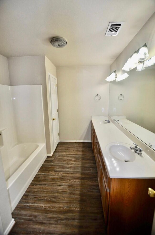 1838 Laura St, Weatherford, TX 76086 - photo 6