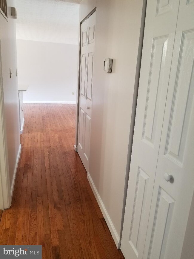 5909 King Arthur Way, Glenn Dale, MD 20769 - photo 6