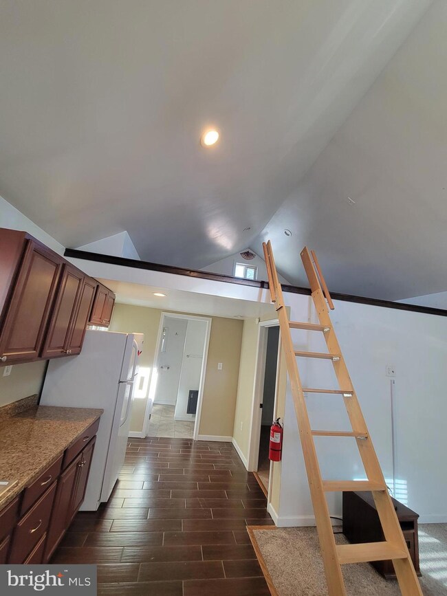 44 Chestnut St unit B, Pennsville, NJ 08070 - photo 2