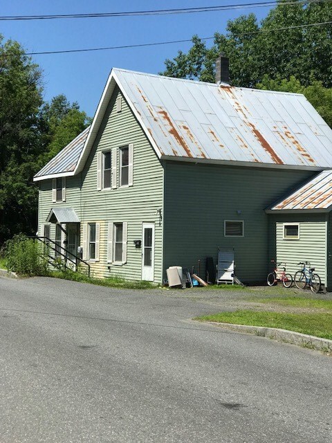 18 Elm St W, West Lebanon, NH 03784 - photo 3