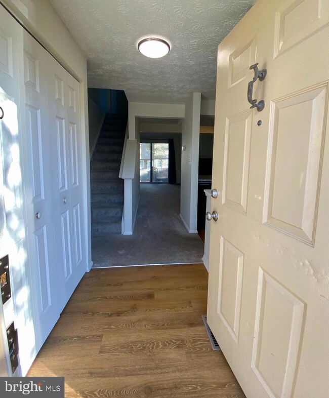 110 Argus Place unit 110, Sterling, VA 20164 - photo 3