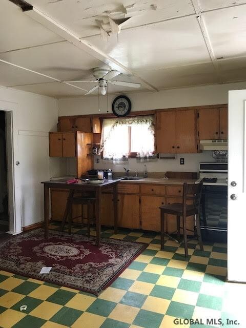 331 Richfield St, Troy, NY 12182 - photo 6