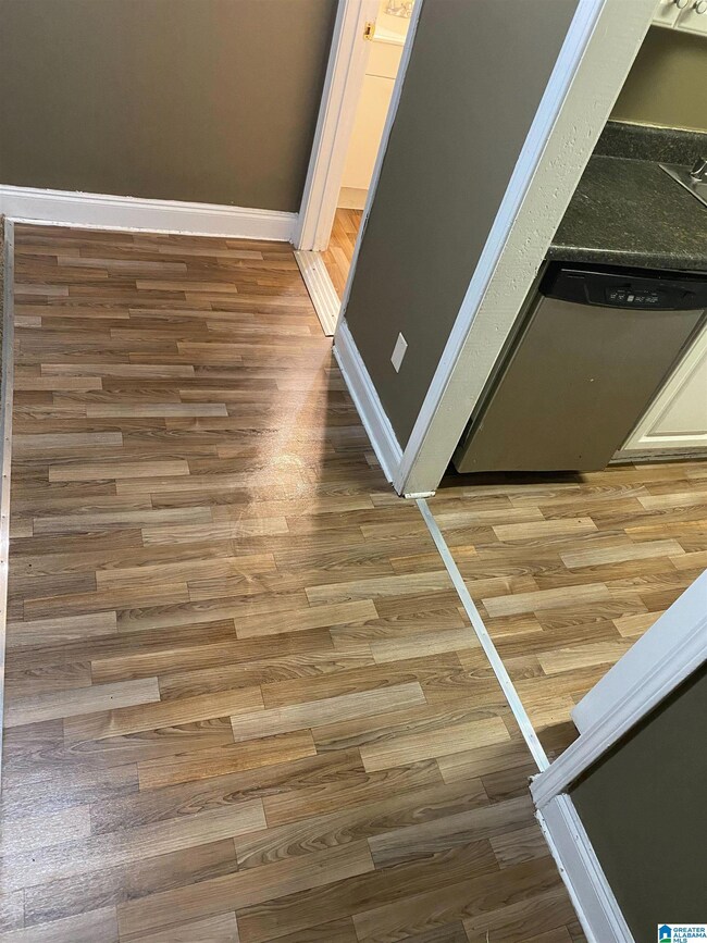 1720 Cullman Ave unit 3, Birmingham, AL 35208 - photo 4