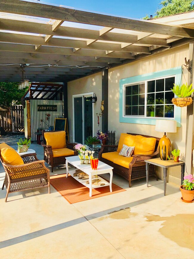 5055 Huntington Dr, Redding, CA 96002 - photo 2