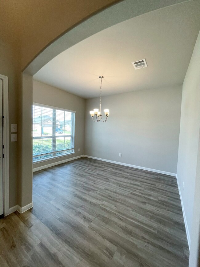 10049 Swift Fox Ct, Magnolia, TX 77354 - photo 6