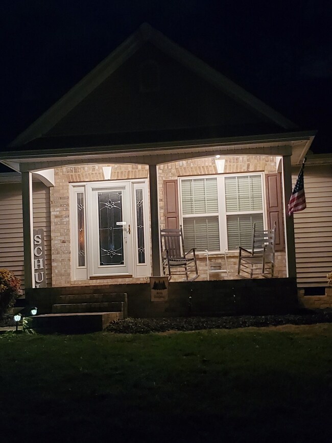 218 Jordan Ave, Shelbyville, TN 37160 - photo 4