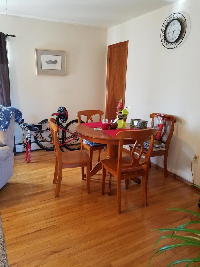 7 Magnolia Ln, Eatontown, NJ 07724 - photo 7