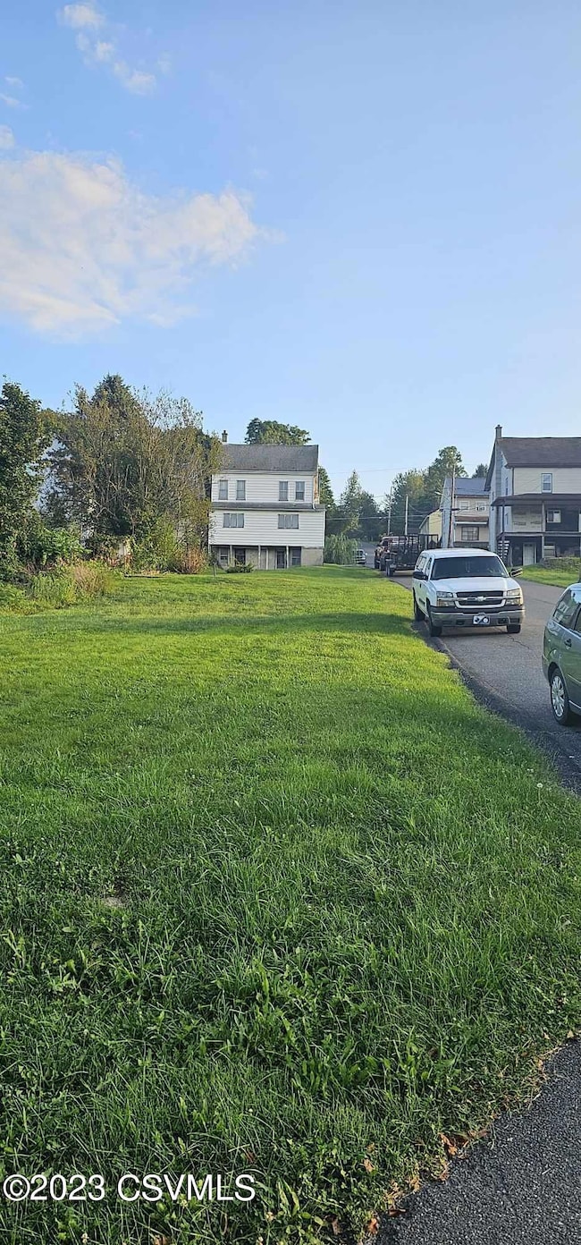 1701 Pulaski Ave, Coal Township, PA 17866 - photo 2