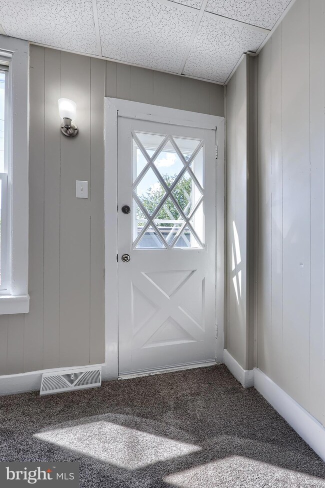 48 N Lee St, York, PA 17403 - photo 4