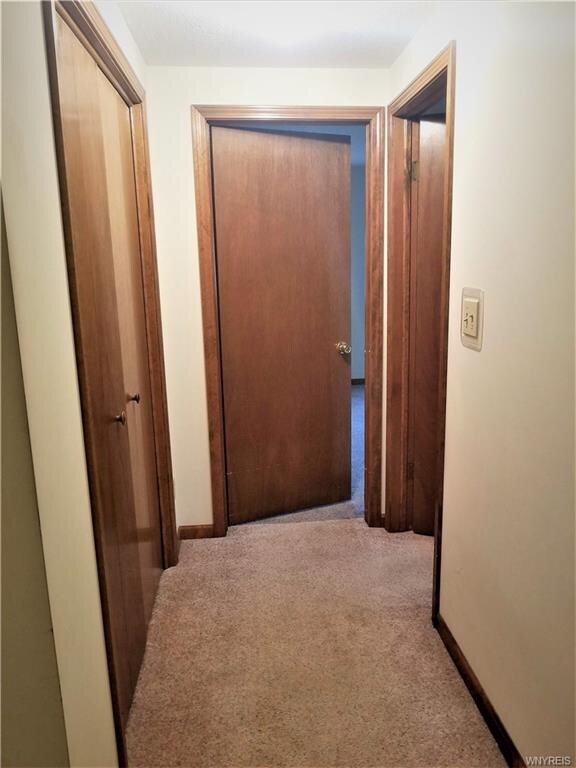 7257 Winbert Dr, North Tonawanda, NY 14120 - photo 4