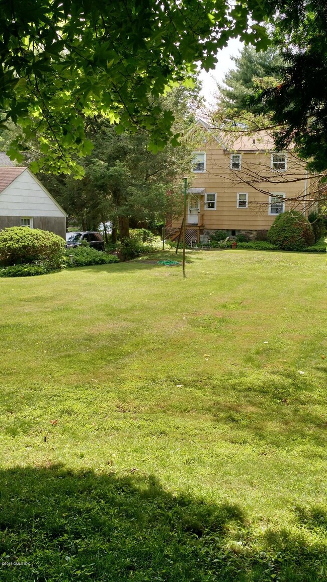 259 Pemberwick Rd, Greenwich, CT 06831 - photo 2