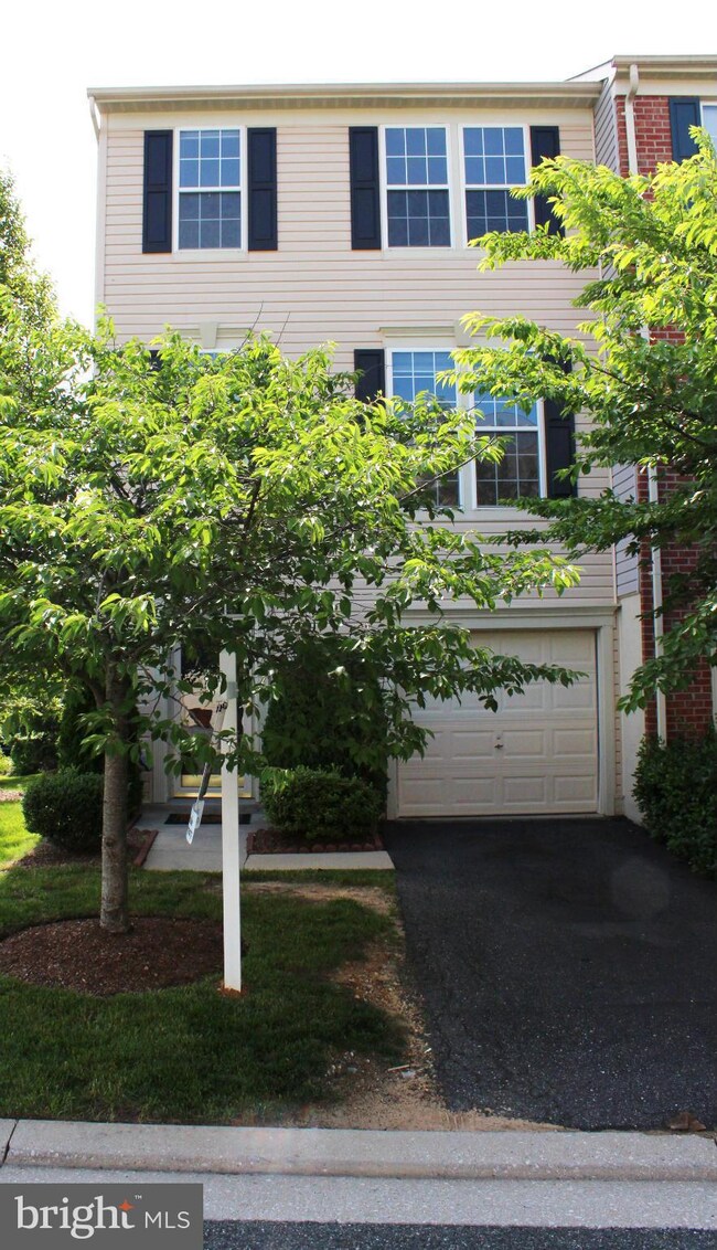 9747 Harvester Cir, Perry Hall, MD 21128 - photo 3