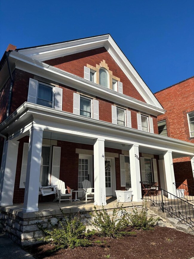 324 W Main St, Frankfort, KY 40601 - photo 2