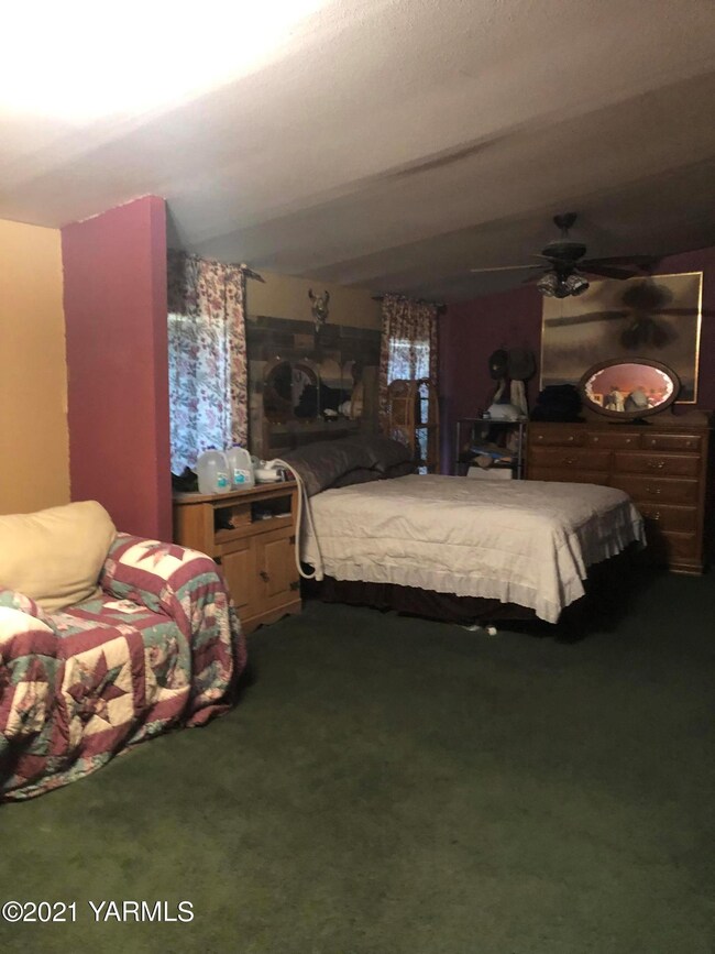 Pear master bed