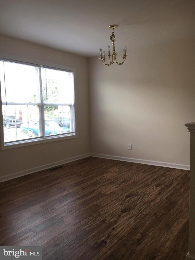 27 Creedmore Dr, Bunker Hill, WV 25413 - photo 3