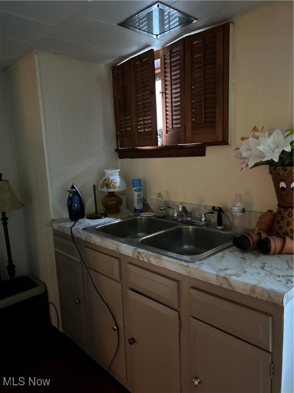 317 N 9th St, Cambridge, OH 43725 - photo 7