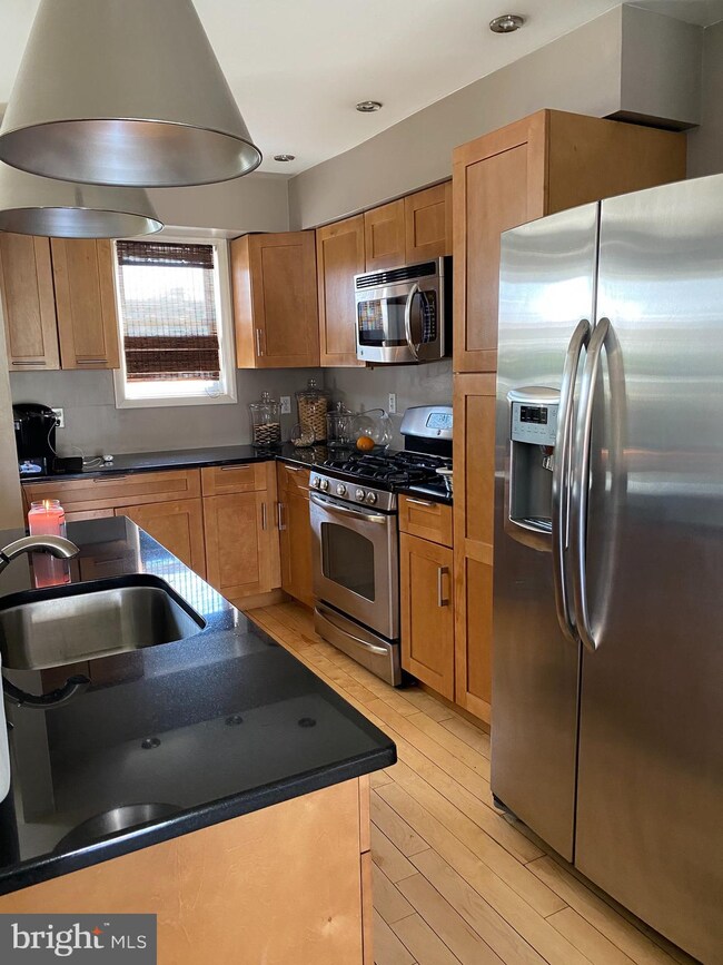 2926 Stevens St, Camden, NJ 08105 - photo 3