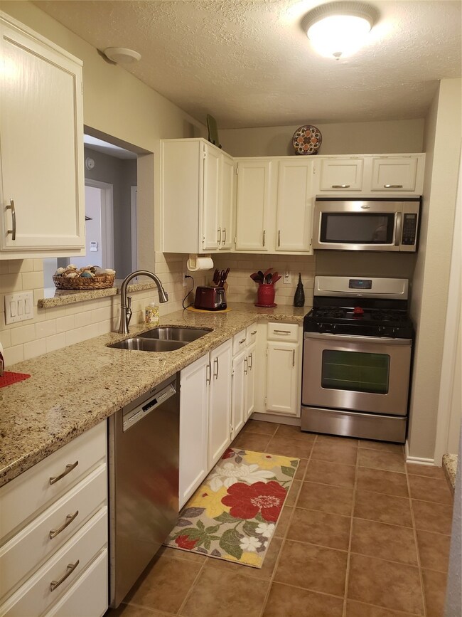 8011 Big Oak Trail Dr, Houston, TX 77040 - photo 4