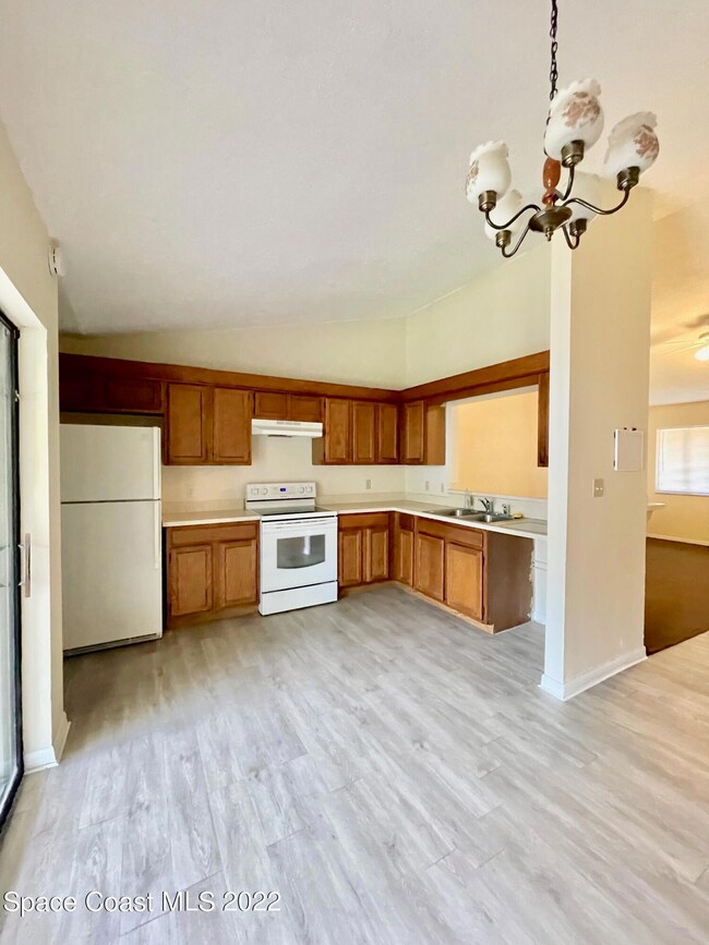 1266 Shady Pines Ln, Titusville, FL 32796 - photo 2