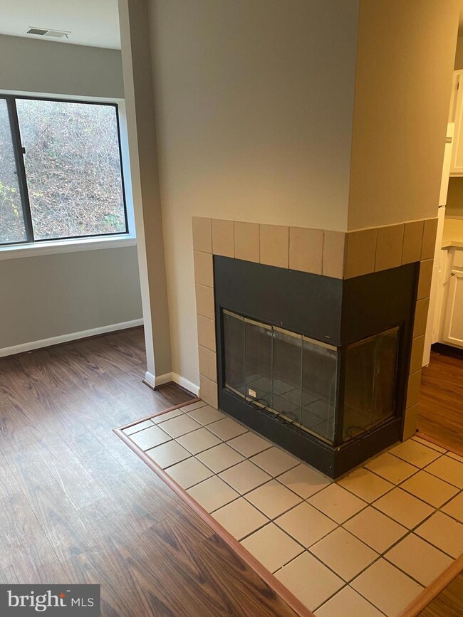 8105 Greenspring Way unit D, Owings Mills, MD 21117 - photo 3