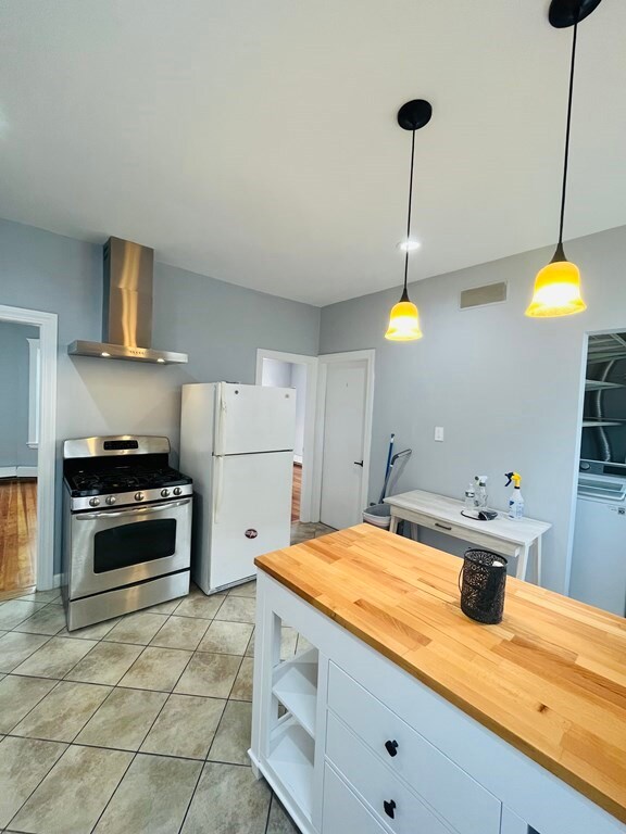 23 Harbor View St unit 3, Dorchester, MA 02125 - photo 7