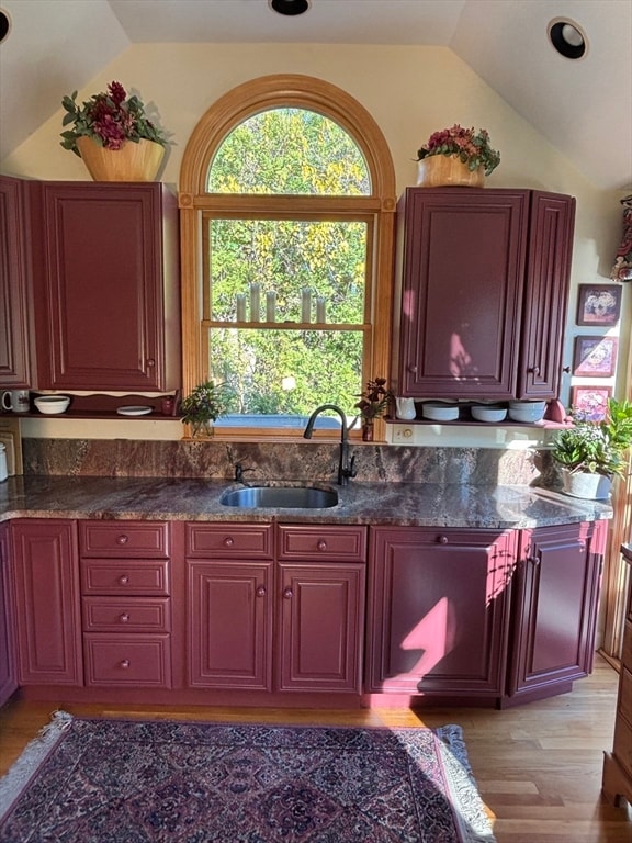 422 Wilson St, Clinton, MA 01510 - photo 2