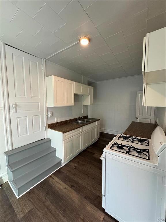 917 W Liberty St unit 1st Floor, Allentown, PA 18102 - photo 4