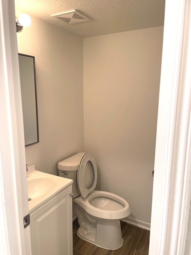 Downstairs half-bath