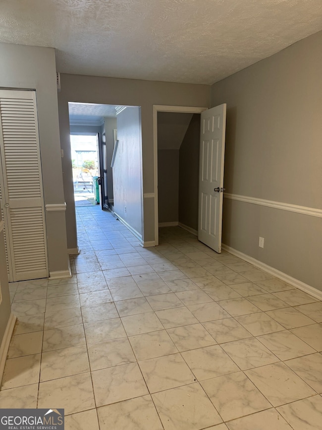 5597 Stonington Trace Pkwy, Stone Mountain, GA 30087 - photo 4