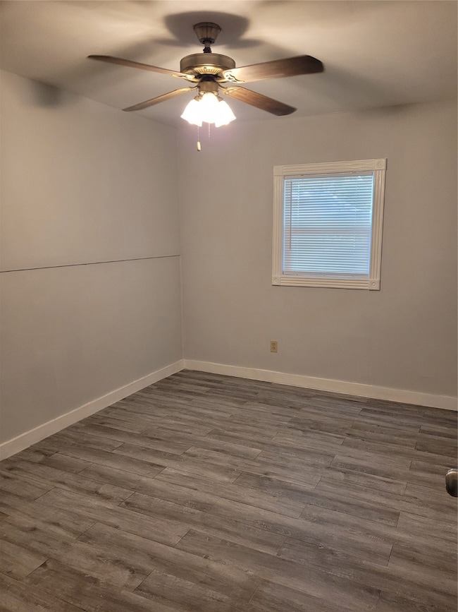 Back bedroom with closet