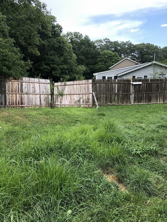 161 Elsie Rd, Brockton, MA 02302 - photo 4