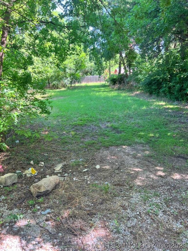 25 15th Place NW, Ardmore, OK 73401 - photo 3
