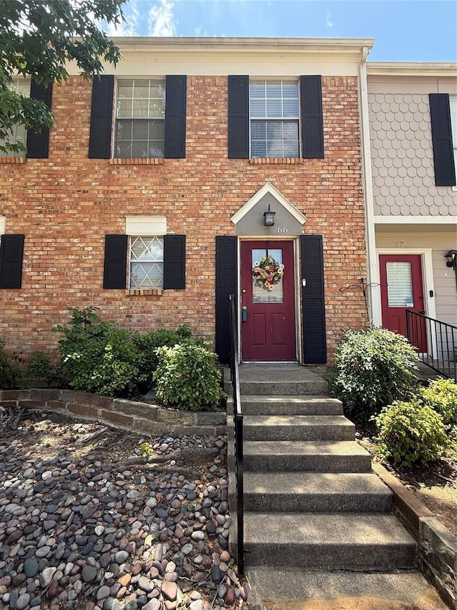 66 Abbey Rd, Euless, TX 76039 - photo 4