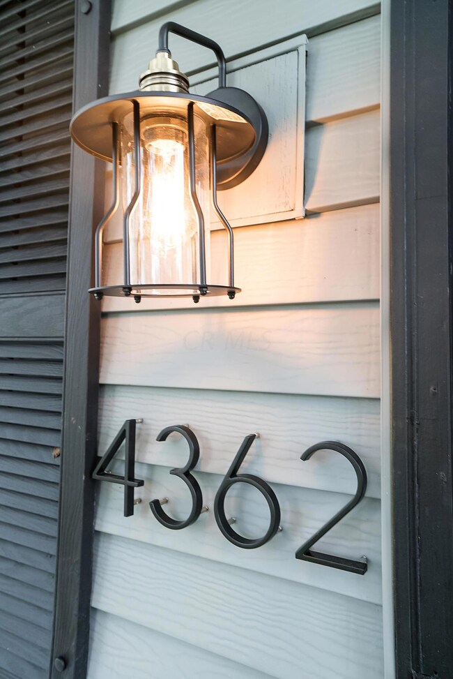 4362 Trindel Way, Columbus, OH 43231 - photo 2