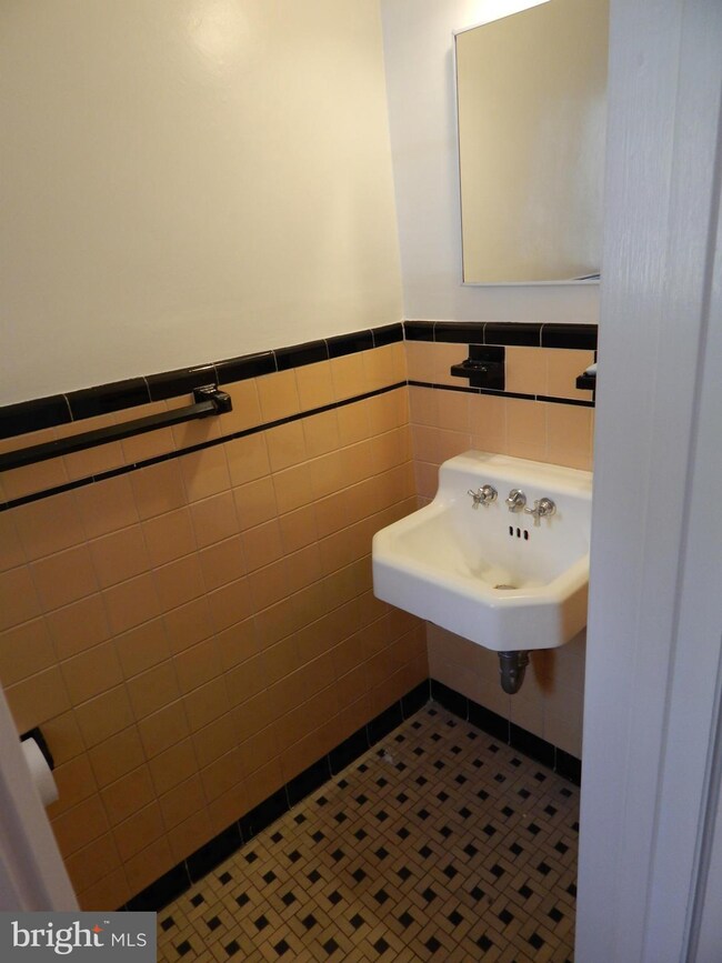 3522 Davenport St NW, Washington, DC 20008 - photo 4