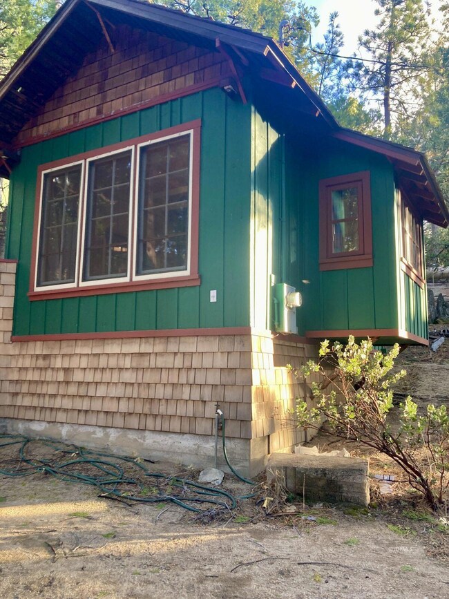 54595 Granite Springs Rd, Idyllwild, CA 92549 - photo 2