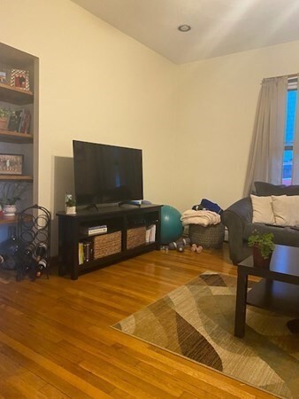 50.5 Prescott unit 50.5, Somerville, MA 02143 - photo 5