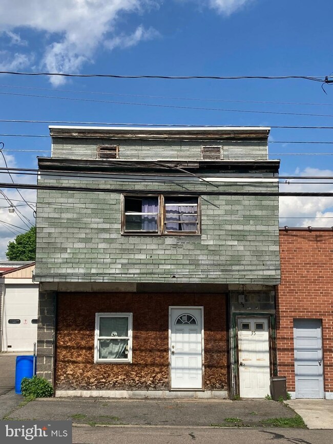 40 S 2nd St, Saint Clair, PA 17970 - photo 6