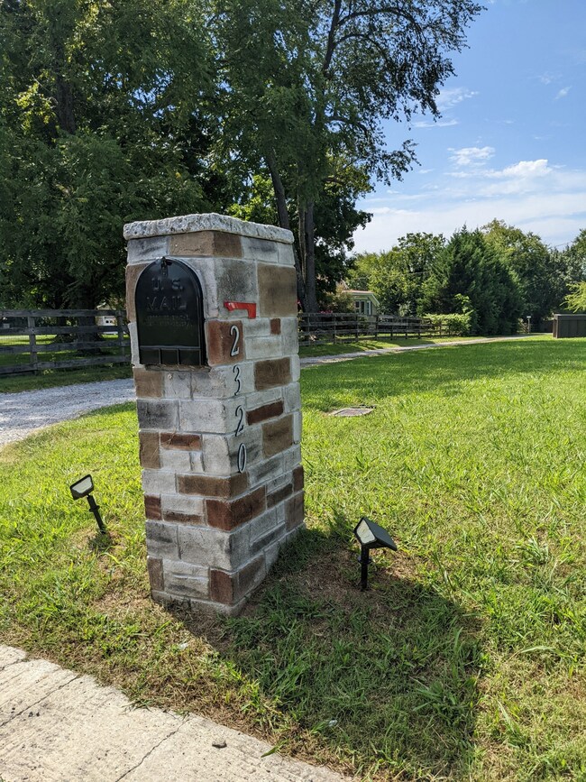 2320 Bluebird Rd, Lebanon, TN 37087 - photo 2