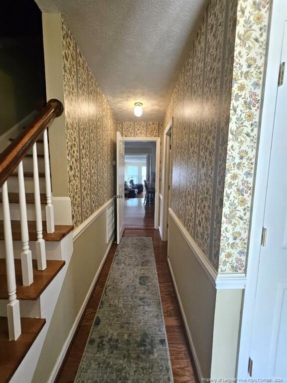 221 Kirkwood Dr, Fayetteville, NC 28303 - photo 2