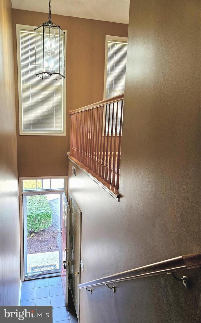 10351 Bridle Ct, Hagerstown, MD 21740 - photo 7