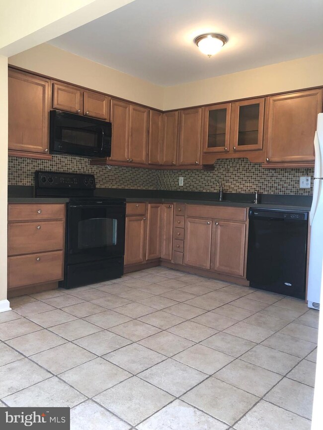 100 Stillmeadow Dr, Joppa, MD 21085 - photo 6