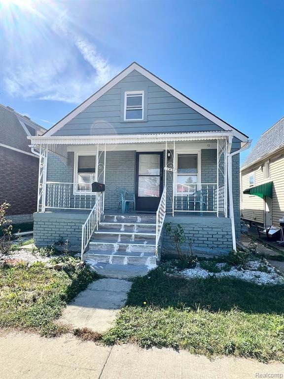 11441 Moran St, HamtraMcK, MI 48212 - photo 2