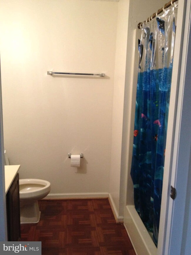 13238 Custom House Ct, Fairfax, VA 22033 - photo 6