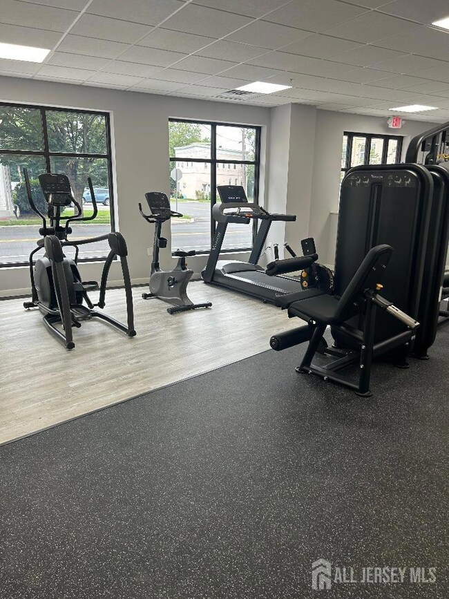 526-532 N North Ave unit 317, Dunellen, NJ 08812 - photo 3