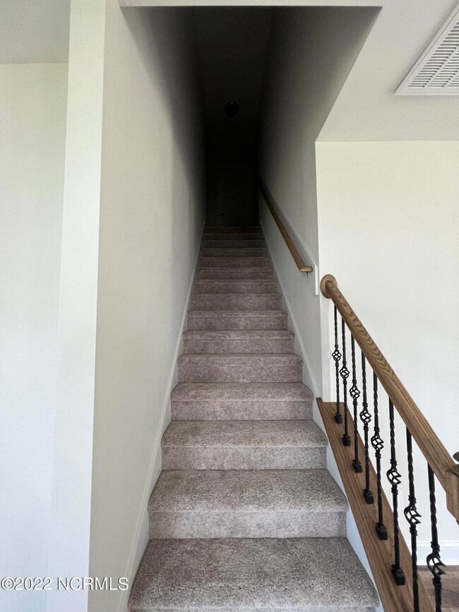 1040 Mackerel Manor, New Bern, NC 28562 - photo 3