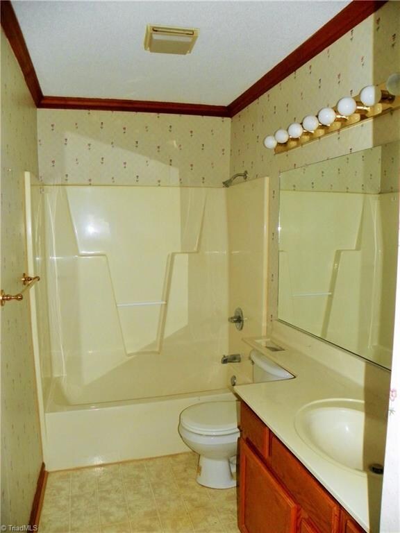 3011 Windchase Ct unit 106, High Point, NC 27265 - photo 7